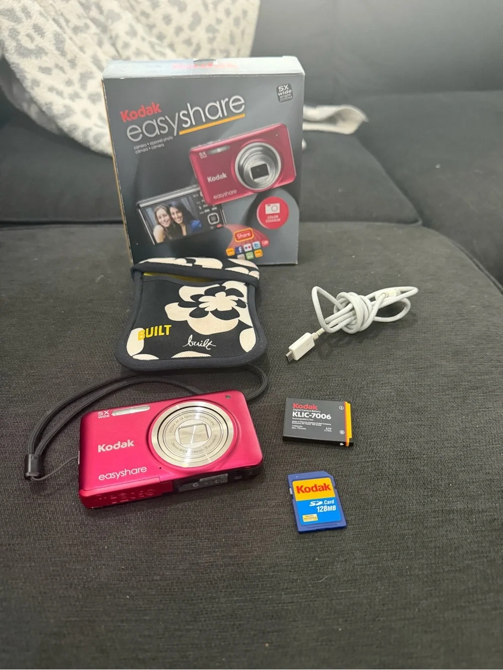 Kodak EasyShare Compact Digital Camera - Pink Metallic